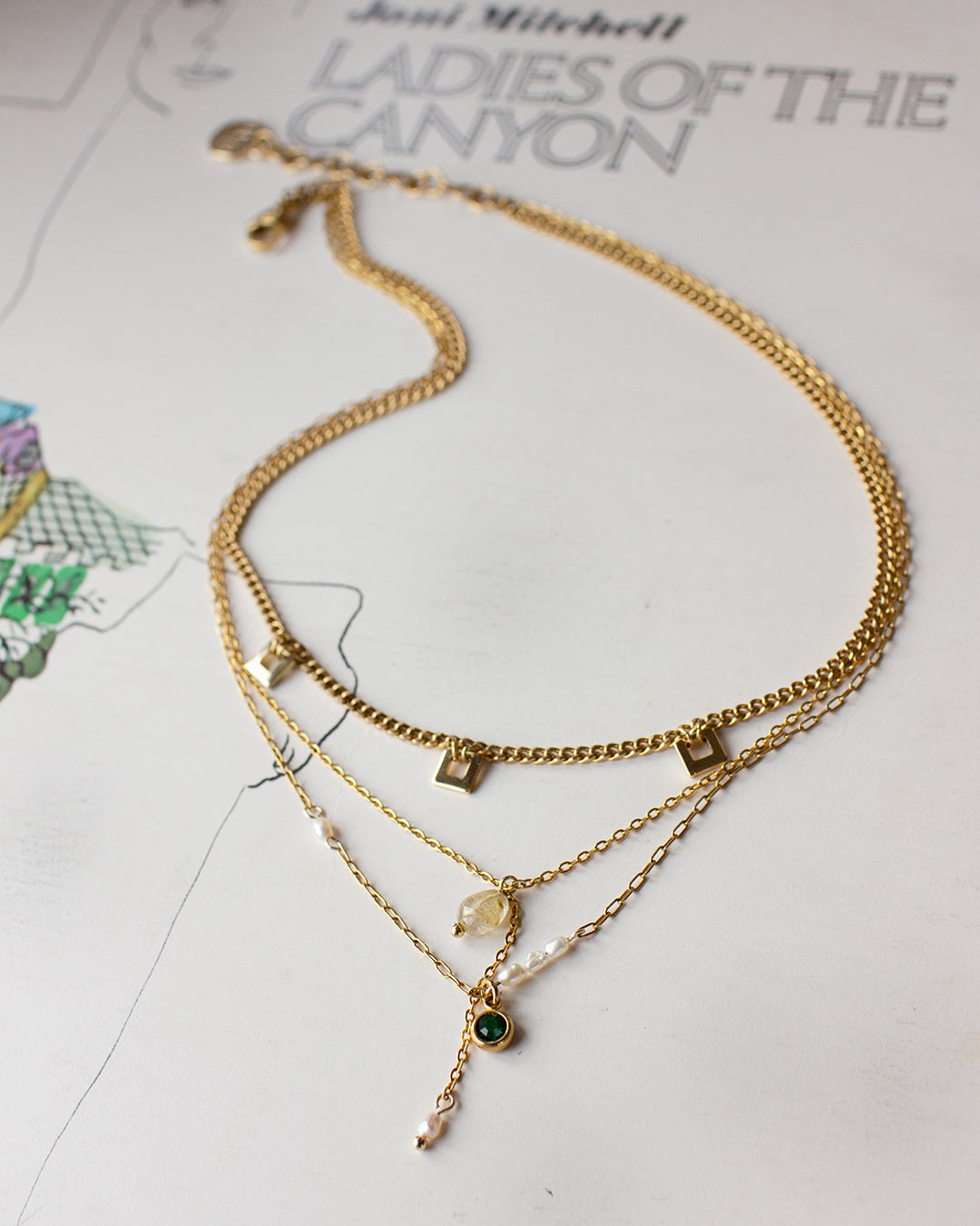 Muzo Gold Necklace