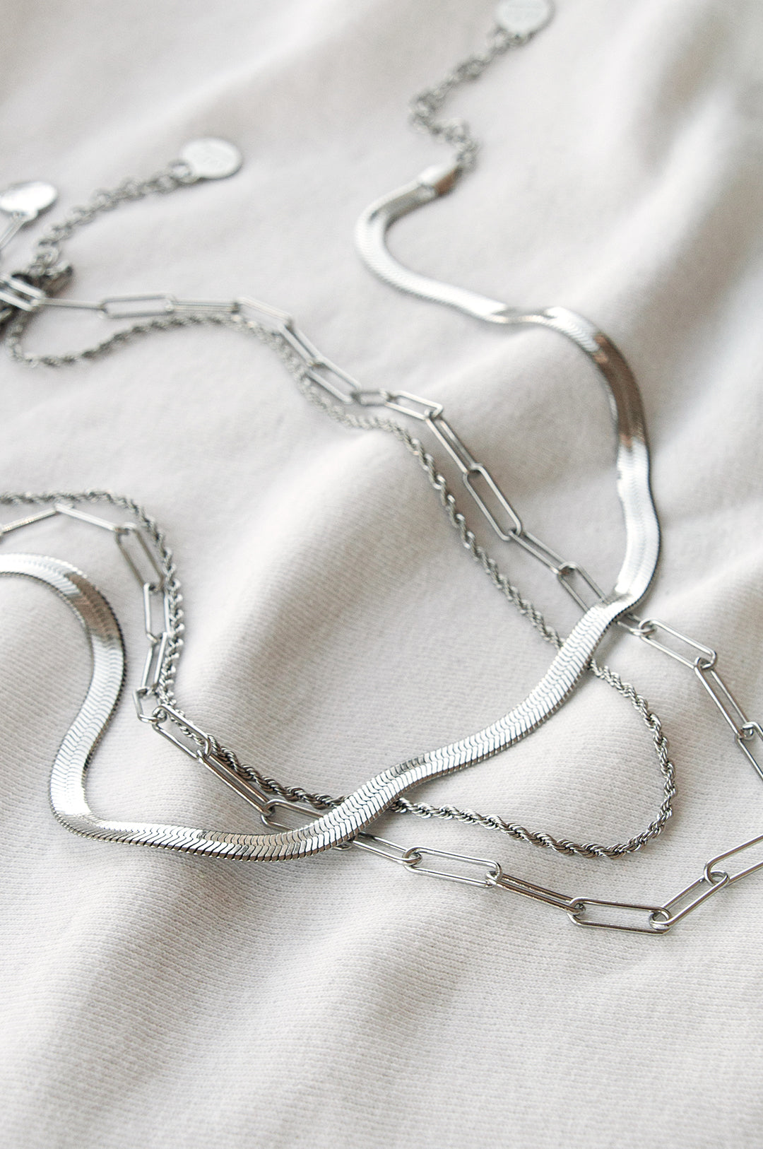 HD-stainless-steel-chains-2_97b81b44-7770-4c53-99e8-3b4f2d5656bd.jpg