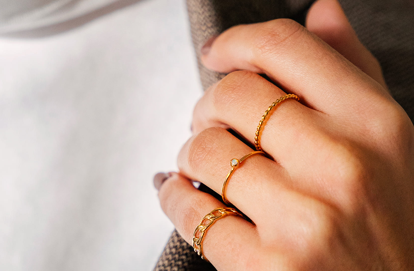 ring-solidgold.jpg