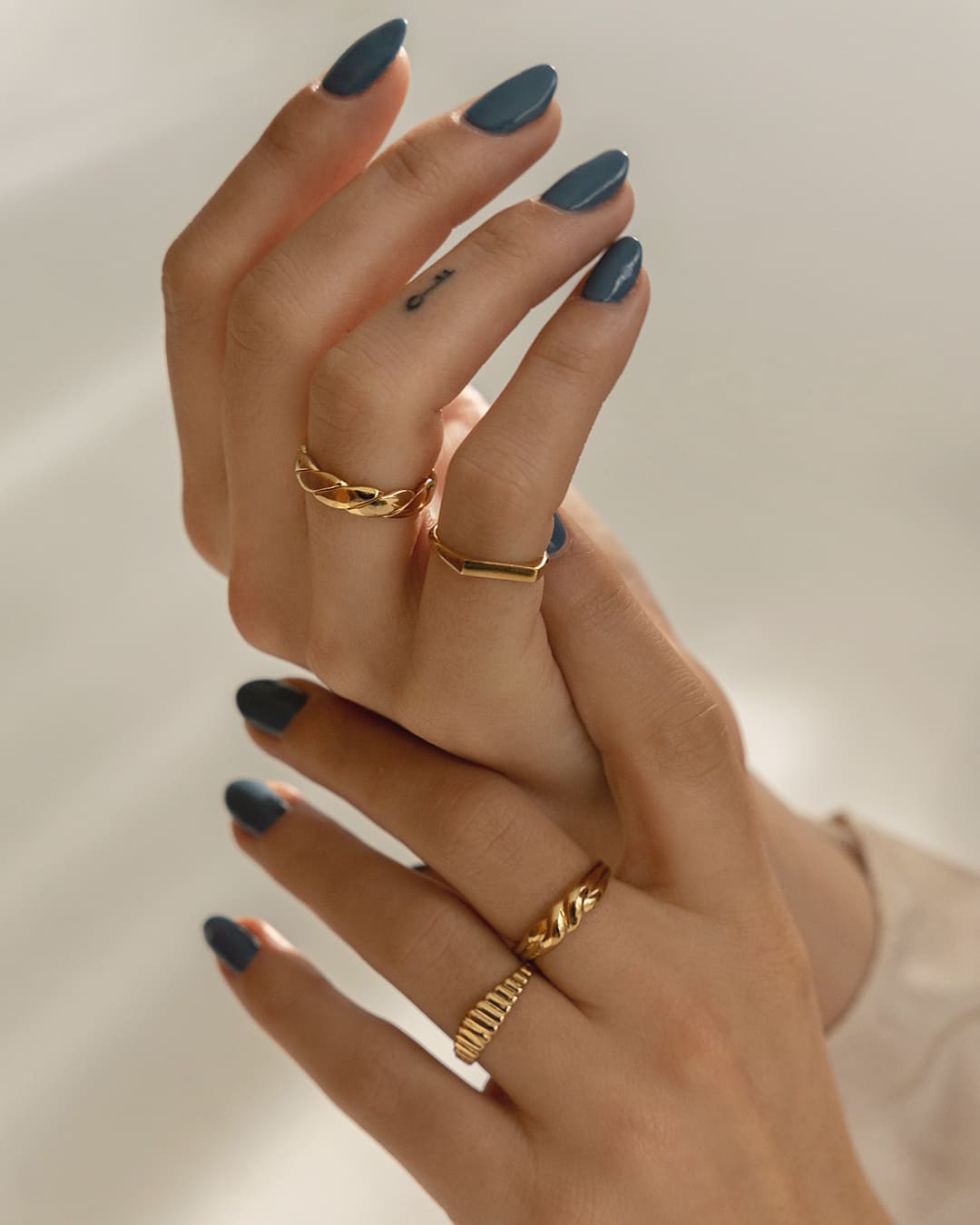 1080x1350-ribba-jasmin-knot-fuso-gold-4.jpg