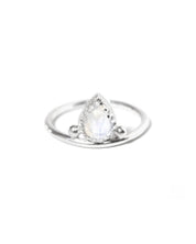 Pera Silver Ring